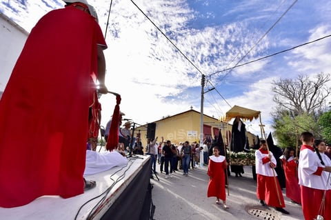 En punto de las 18:00 horas, dio inicio la ya tradicional Procesión del Silencio.
