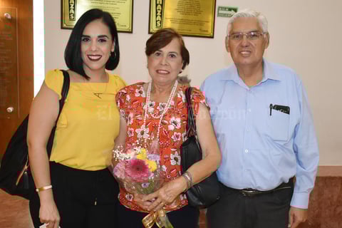 22042019 Alejandra, Conchita y Ernesto.