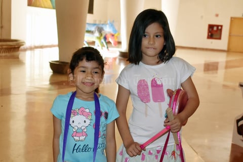 21042019 Ana Karen y Abril.