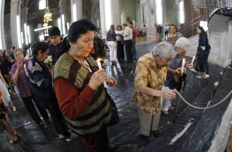 A las 10:00 horas se verificó la misa de confirmaciones y primeras comuniones