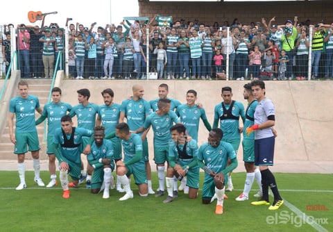 Santos entrena ante aficionados