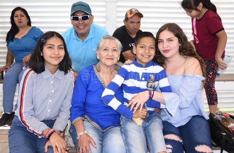 24042019 Familia Arriaga.
