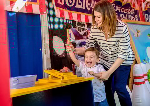 24042019 FELICES TRES AñOS.  Ricky y su mamá, Sofía Iduñate de García, en su fiesta.