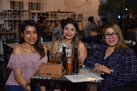 26042019 Ana, Andrea y Diana.