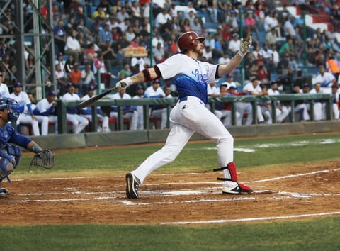 Generales ganan primero ante Acereros