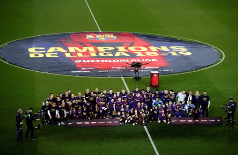 Barcelona aseguró su campeonato número 26 de la Liga Española al derrotar 1-0 a Levante, en el estadio Camp Nou con gol de Lionel Messi, en duelo por la fecha 35 del torneo 2018-2019.