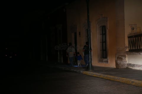 Preocupa que la falta de electricidad pudiera tener como consecuencia incidentes viales.