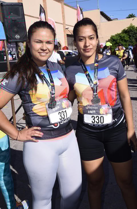 28042019 PARTICIPAN EN CARRERA.  Yessica y Ely.