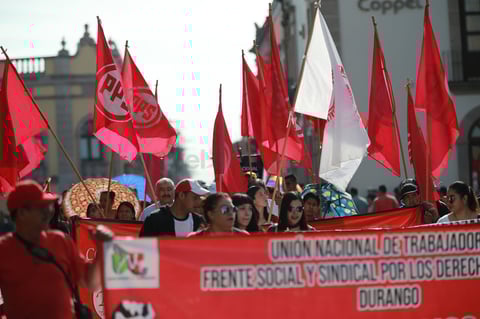 En la marcha de la CTM fueron alrededor de cinco mil los trabajadores que se sumaron.