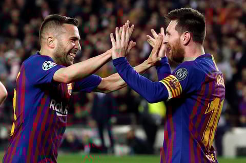 Triunfó en el partido de ida de semifinales.