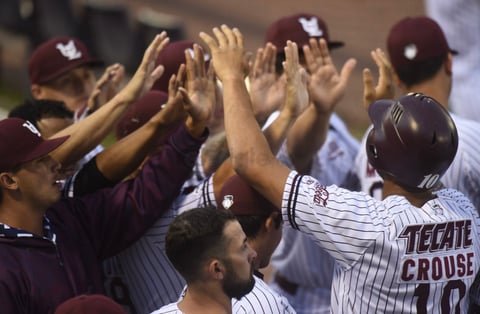 Algodoneros derrota al campeón Sultanes de Monterrey