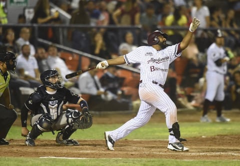Algodoneros derrota al campeón Sultanes de Monterrey