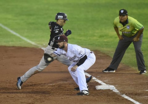 Algodoneros derrota al campeón Sultanes de Monterrey