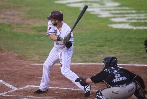 Algodoneros derrota al campeón Sultanes de Monterrey