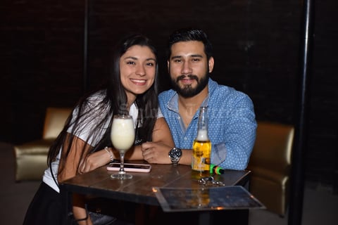 03052019 EN PAREJA.  Ana Cecy y Adolfo.