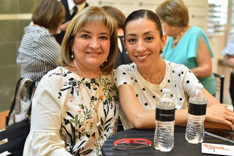 04052019 Lucero y Carla.