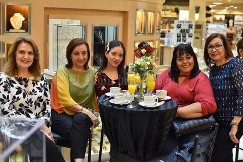 04052019 Claudia, Mónica, Mony, Gaby y Magaly.
