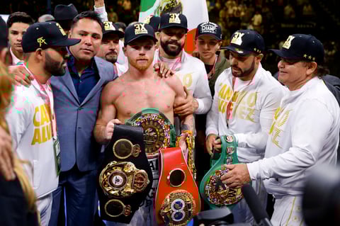 'Canelo' Álvarez derrota a Daniel Jacobs
