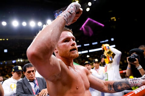 'Canelo' Álvarez derrota a Daniel Jacobs