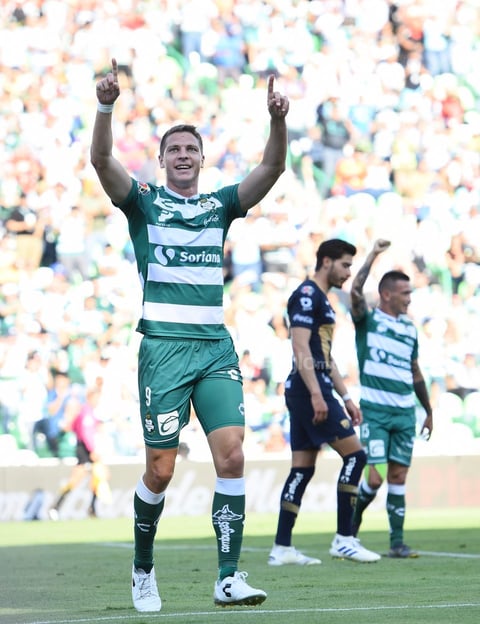 Santos cierra con victoria