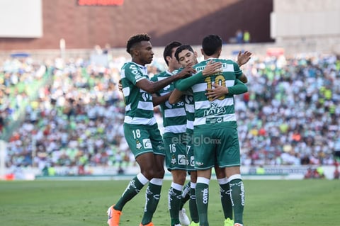 Santos cierra con victoria