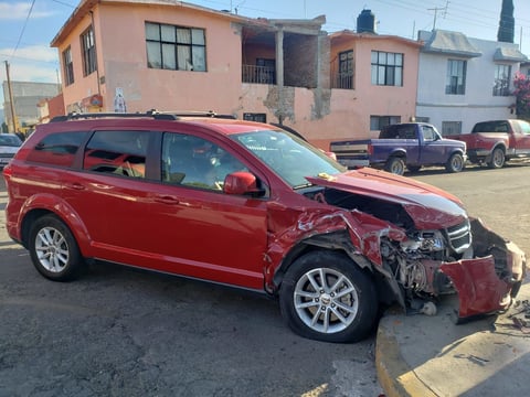 Sólo se reportaron daños materiales.