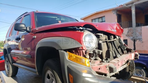 El incidente ocurrió poco antes de las 09:00 horas de este lunes.