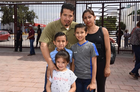 06052019 Rubí, Carlos, Alex, Manuel y Claudia.