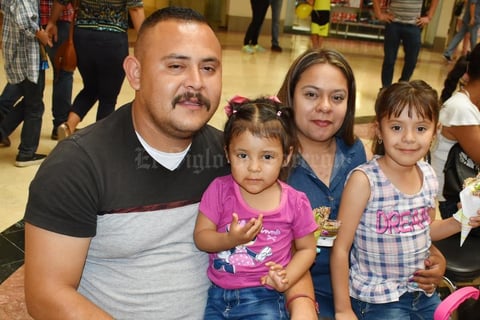 08052019 Arnold, Eva Victoria, Priana y Patricia.