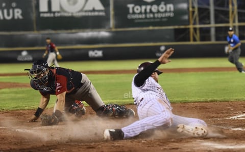 La victoria fue para Édgar Gómez en labor de una entrada, en la que aceptó 2 hits y una carrera, mientras que el derrotado fue Freddy Quintero, quien en un inning y un tercio, permitió un imparable y 2 carreras, una de ellas fue limpia, expidió un boleto y recetó 2 chocolates.