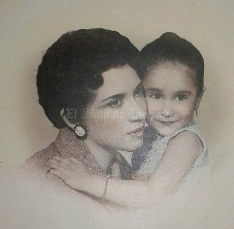 10052019 SRA. DOñA IRMA RAMíREZ LUJáN (+) MADRE SÓLO HAY UNA.  Muy querida mami gracias por habernos dado la vida, mis hermanos y yo, cómo cada día te recordamos con mucho amor, agradecimiento y admiración. Siempre estás en nuestra mente y corazón. Irma Garza Ramírez.
