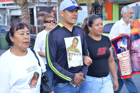 Madres de desaparecidos marchan en Torreón