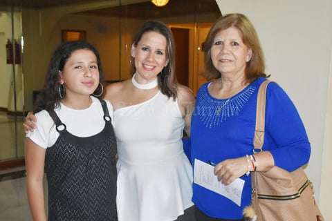 11052019 Valentina, Mayela y Mayela.