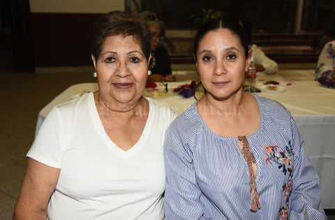 11052019 EVENTO DE COSTURA.  Cecy y Rosy.