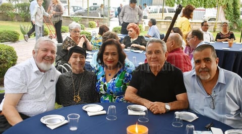 12052019 Erbe, Lupita, Carmina, Antonio y Juan Antonio.