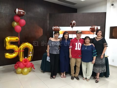 12052019 FESTEJO DE CUMPLEAñOS . Gloria, Lorena Miguel, Lupita y Elsa.