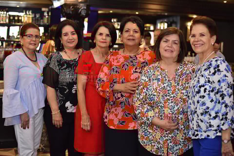 13052019 RECIENTE CELEBRACIóN.  Lety, Yola, María Teresa, Titi, Caro y Dora.