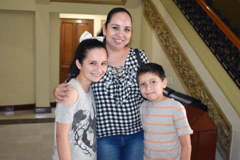 11052019 Jazmín, Jéssica y Omar.