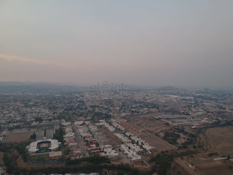 Capa de humo cubre cielo de Durango