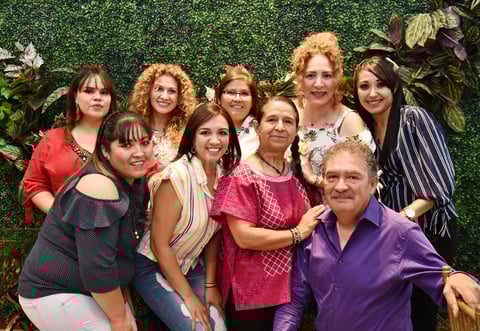 15052019 Claudia, Nancy, Aracely, Elizama, Ale, Lizeth, Dorita, Paty y Jorge.