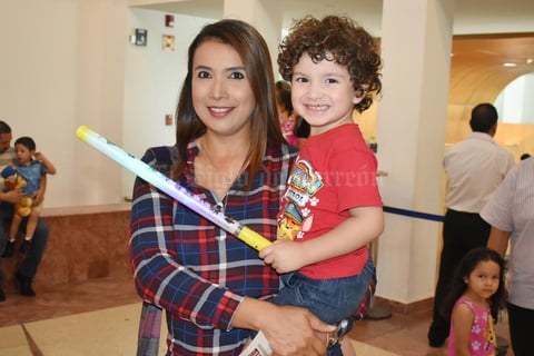 15052019 Jorge, Mónica y Tadeo.