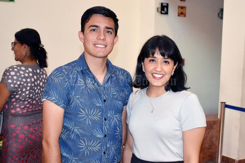 15052019 EN EL TEATRO.  Daniel y Myriam.