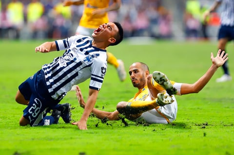 IMG_0714

MONTERREY, MEXICO - MAYO 15: Carlos Rodriguez (I) del Monterrey y Guido Pizarro (D) del Tigres durante el juego de ida de la semifinal del torneo Clausura 2019 de la Liga Bancomer MX en el estadio Bancomer BBVA el 15 de Mayo de 2019 en Monterrey, Mexico (Foto: Alfredo Lopez/JAM MEDIA)