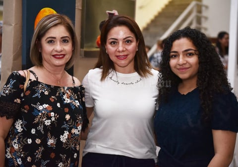 16052019 EVENTO CULTURAL.  Nena, Fátima y Jimena.