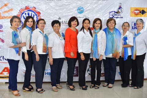 16052019 ENTREGAN DONATIVO.  Mesa directiva y organizadoras del Bingo del Club Rotario.