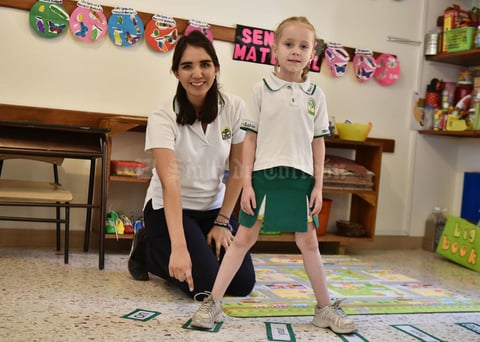 18052019 Melissa con su alumna Sofía.