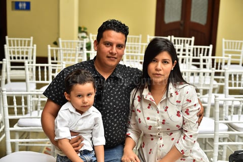 18052019 Patricio, Antonio y Arely.