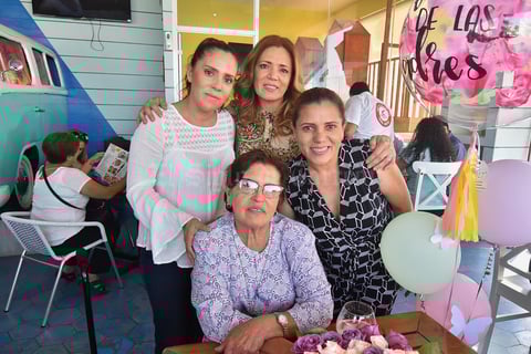 19052019 Flor, Yessenia, Nayely y Leticia.