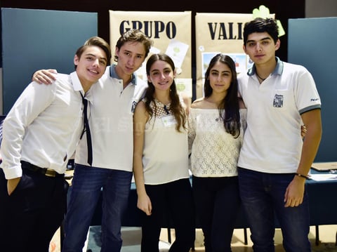 20052019 FERIA DEL EMPRENDEDOR.  Juan Pablo, Pablo, Claudia, Hannan y Tony.