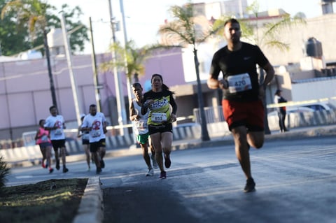En el Medio Maratón los ganadores fueron Caroline Jebiwot en la rama femenil y Nickson Cherutich.